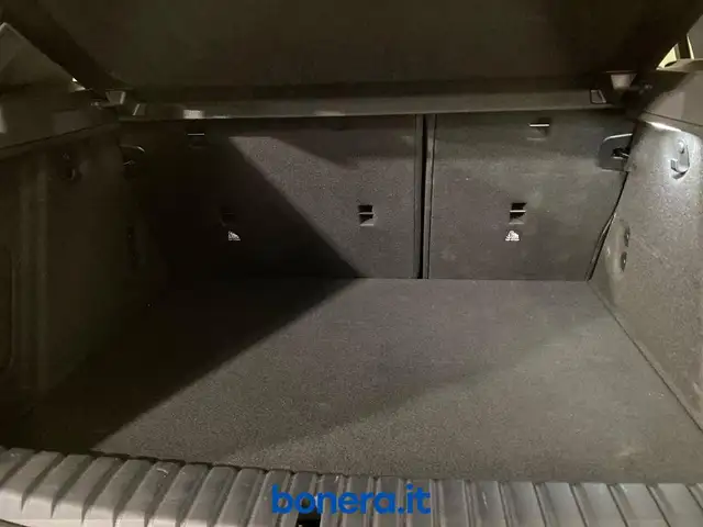 BMW 1 Series view 13