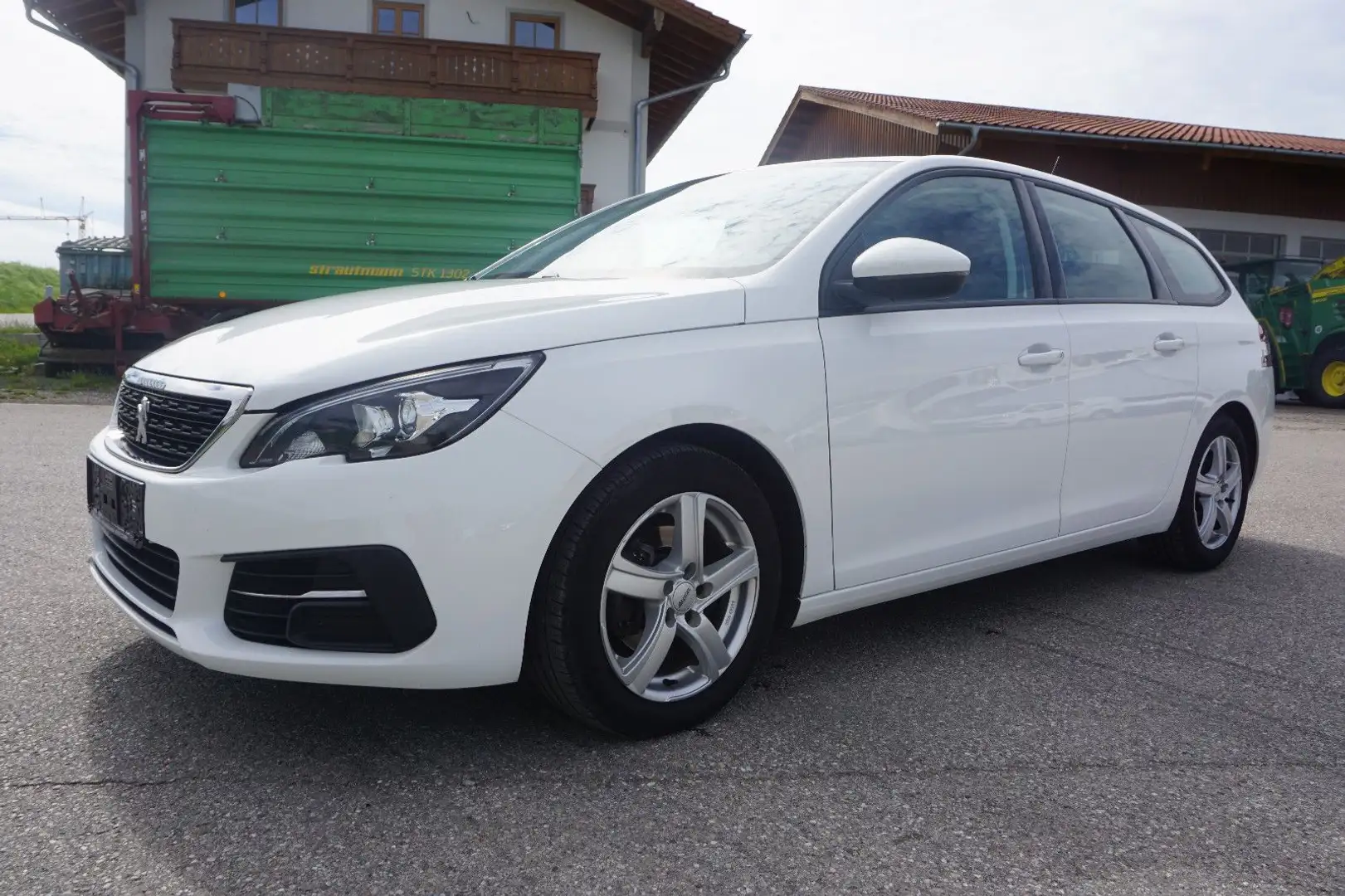 Peugeot 308 SW Active NAV Plus Sitzhzg 8 fach Blanc - 1