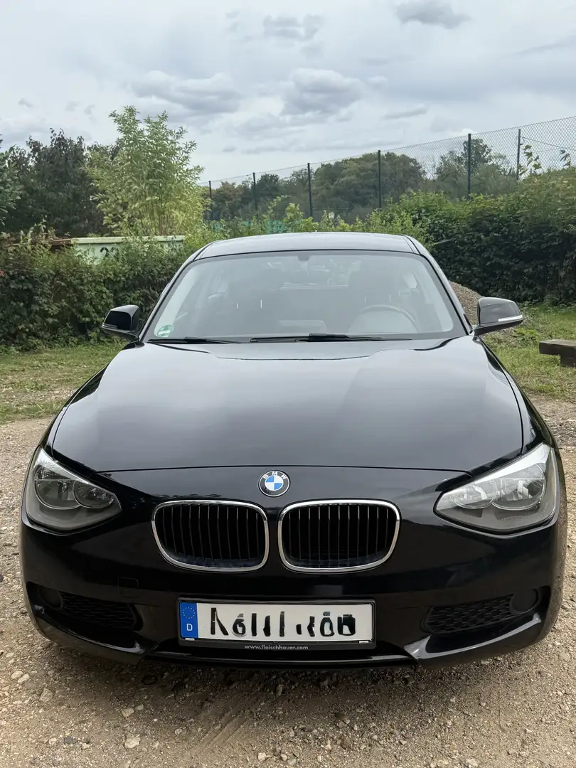BMW 114 114i - 1