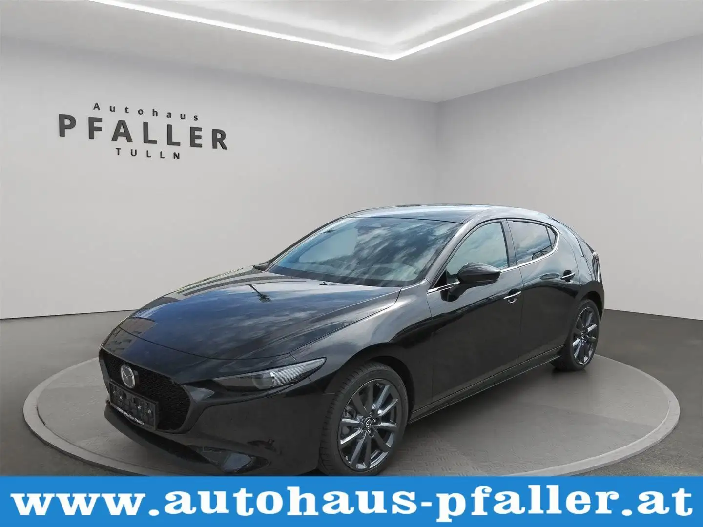 Mazda 3 e-Skyactiv-G140 Exclusive-Line Schwarz - 1