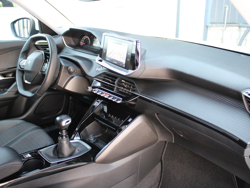 Peugeot 2008 1.2T Allure | Camera/Navi/Climate — photo 13