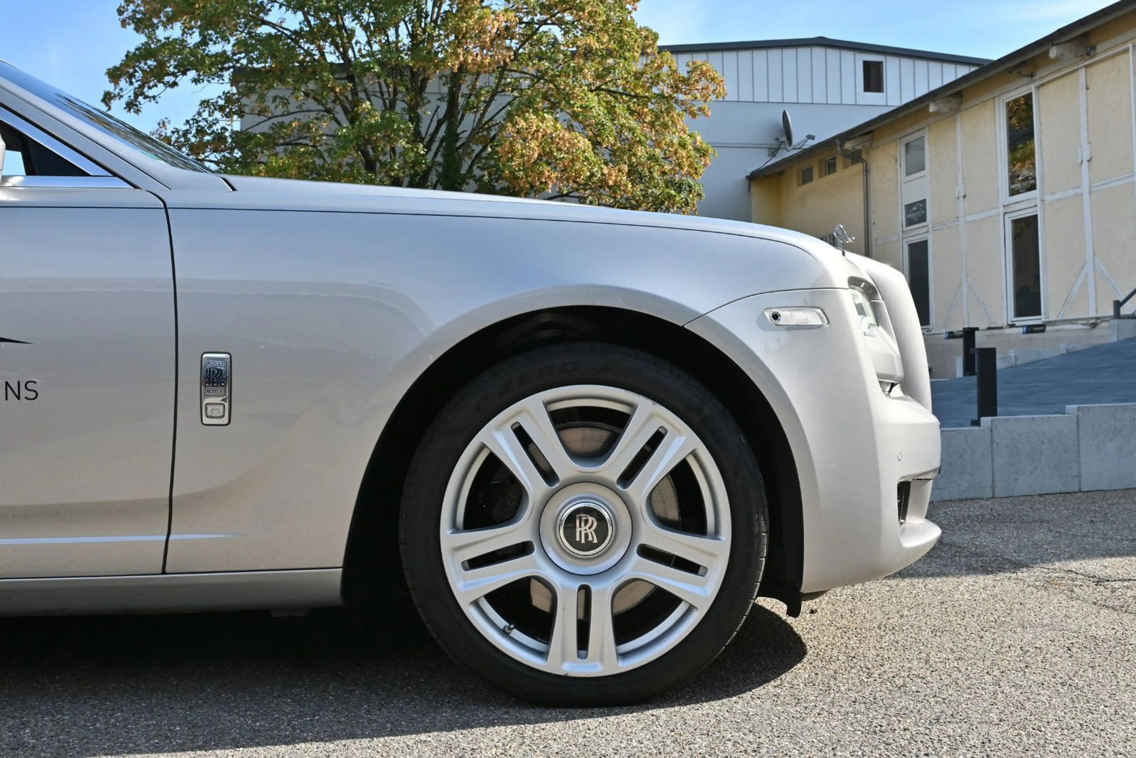 Rolls-Royce Ghost -S2/Panor/Topview/Assistpaket/Theatre Pak — photo 13