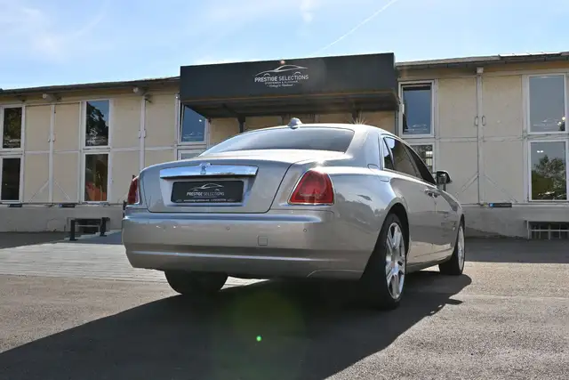 Rolls-Royce Ghost view 14