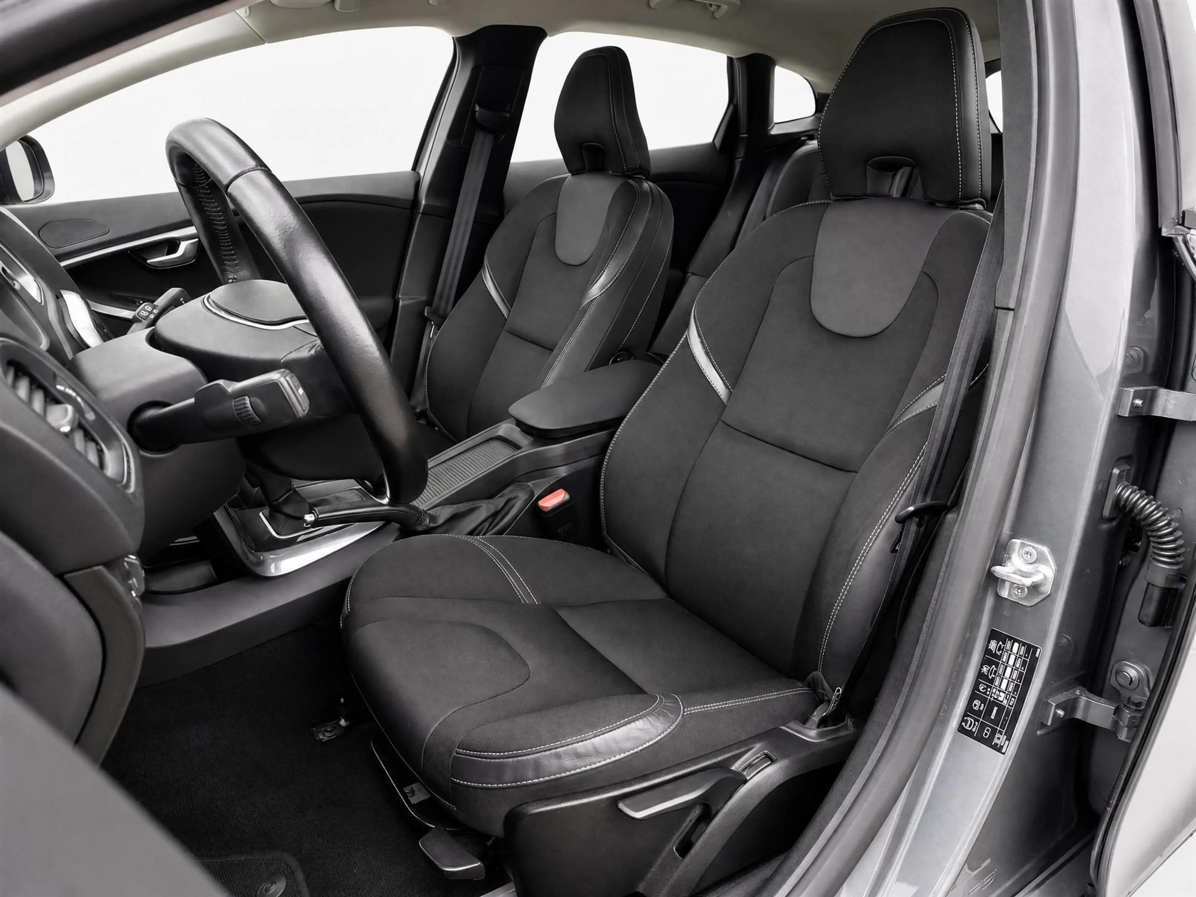 Volvo V40 1.5 T2 Polar+ | Automaat | Full LED | Stoelverwarm — photo 12