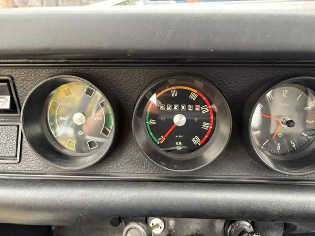 Opel Kadett Fastback, foto 8