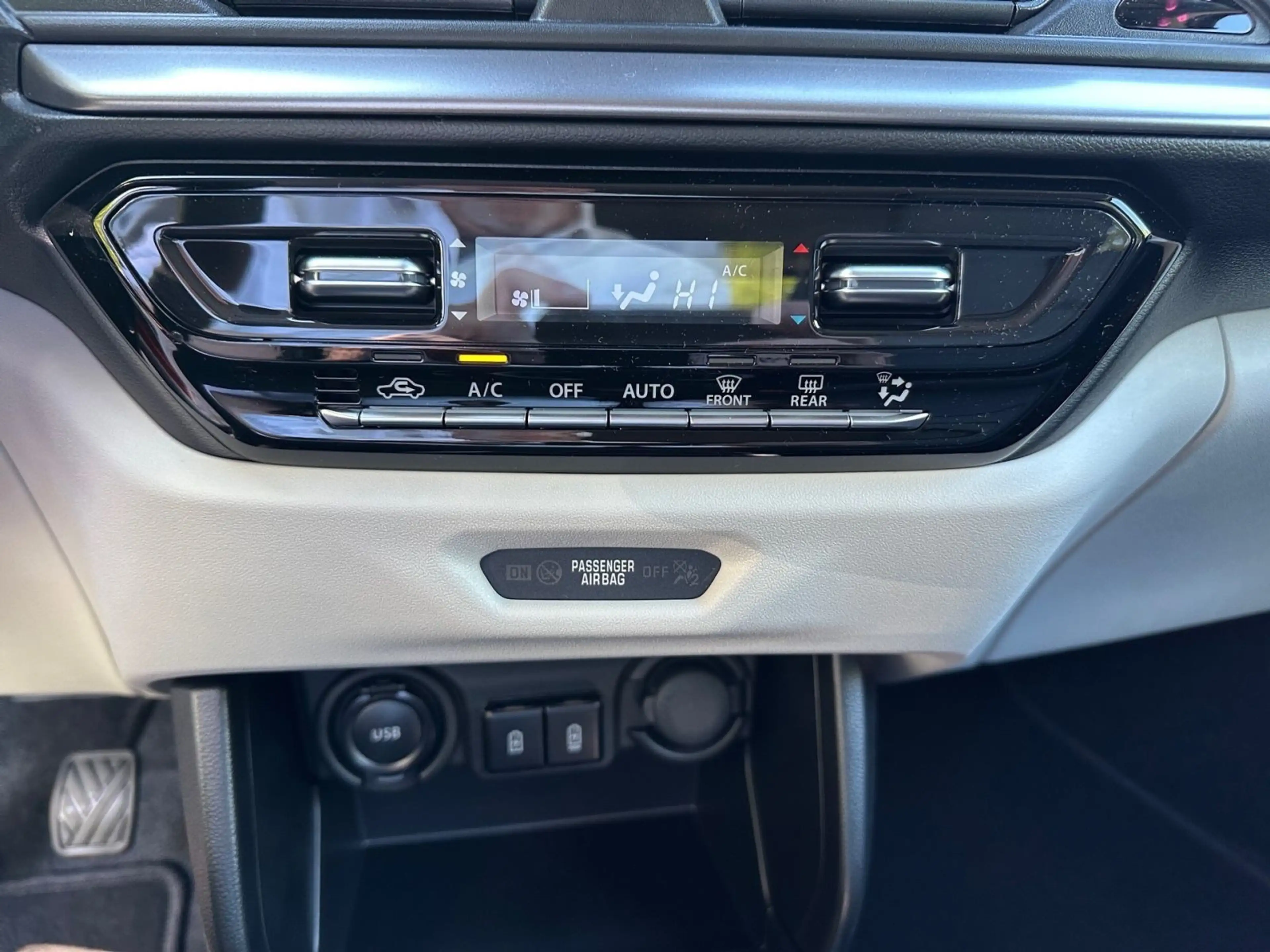 Suzuki Swift SWIFT COMFORT+ HYBR. LED+ACC+NAVI+LANE+KAMERA+++ — photo 14