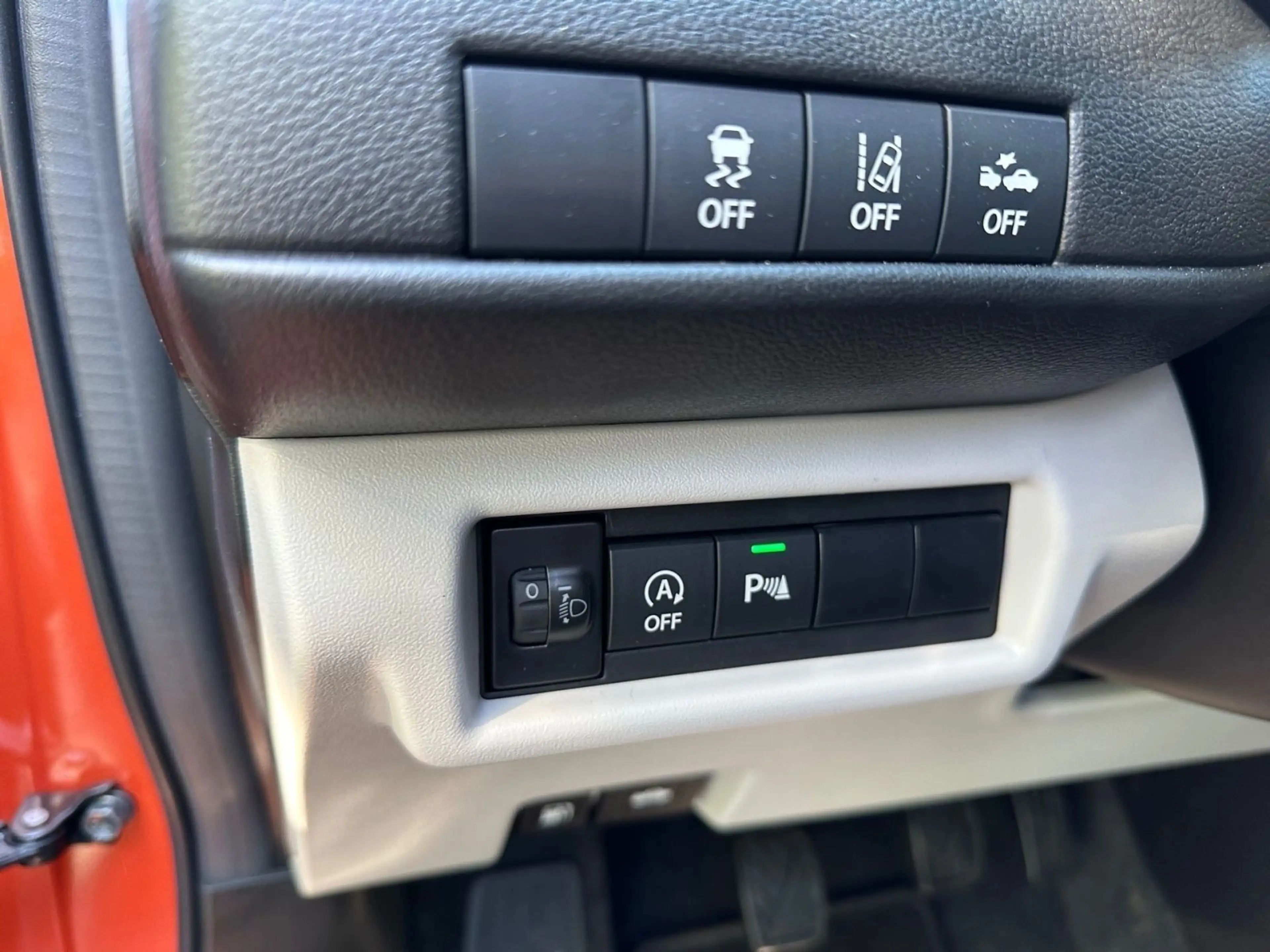 Suzuki Swift SWIFT COMFORT+ HYBR. LED+ACC+NAVI+LANE+KAMERA+++ — photo 12