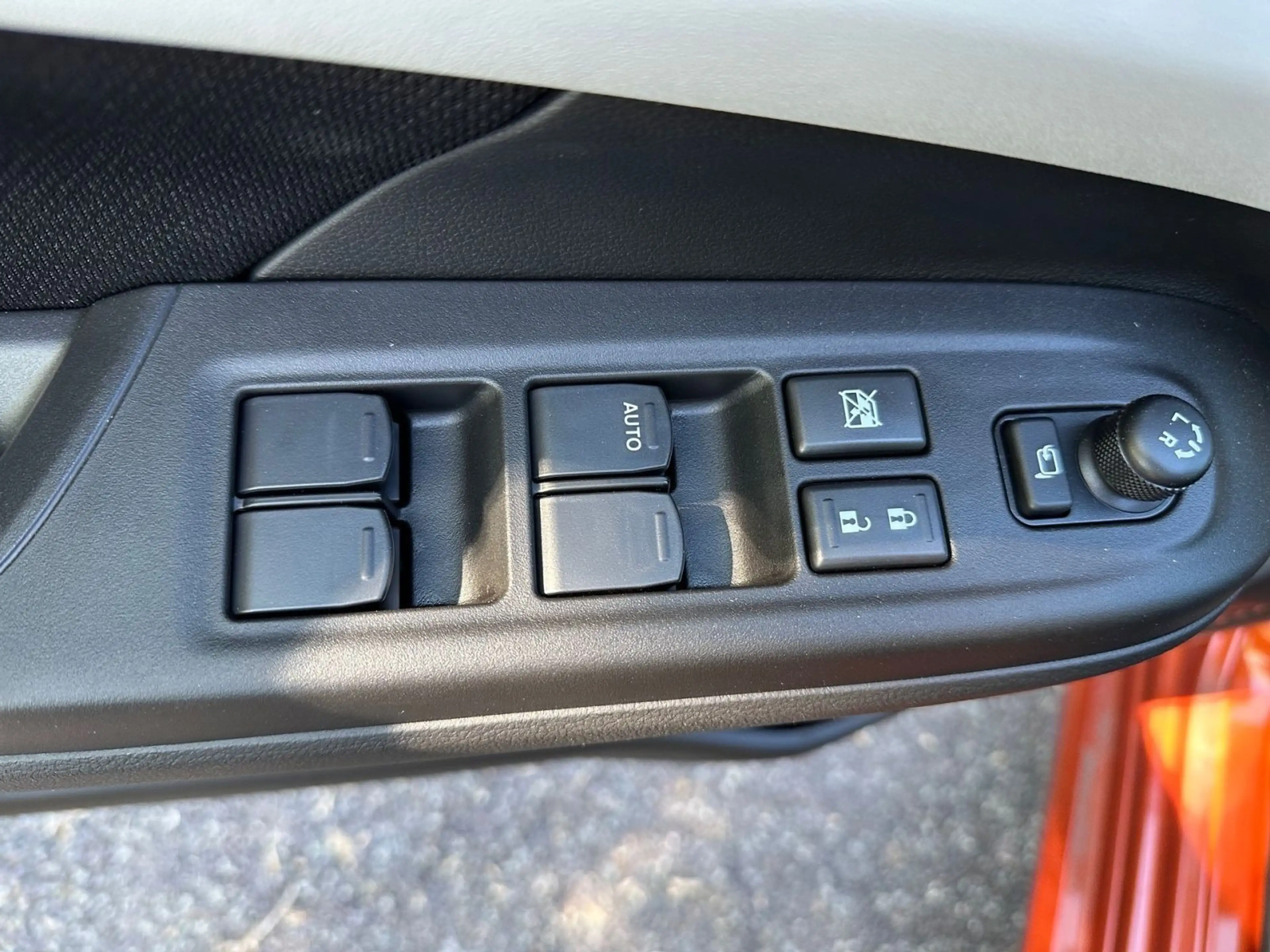 Suzuki Swift SWIFT COMFORT+ HYBR. LED+ACC+NAVI+LANE+KAMERA+++ — photo 15