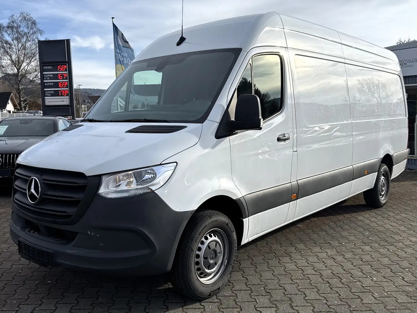Mercedes-Benz Sprinter 319 CDI AHK 3,5t Klima RCam L3H2 DAB AppleCar Weiß - 2