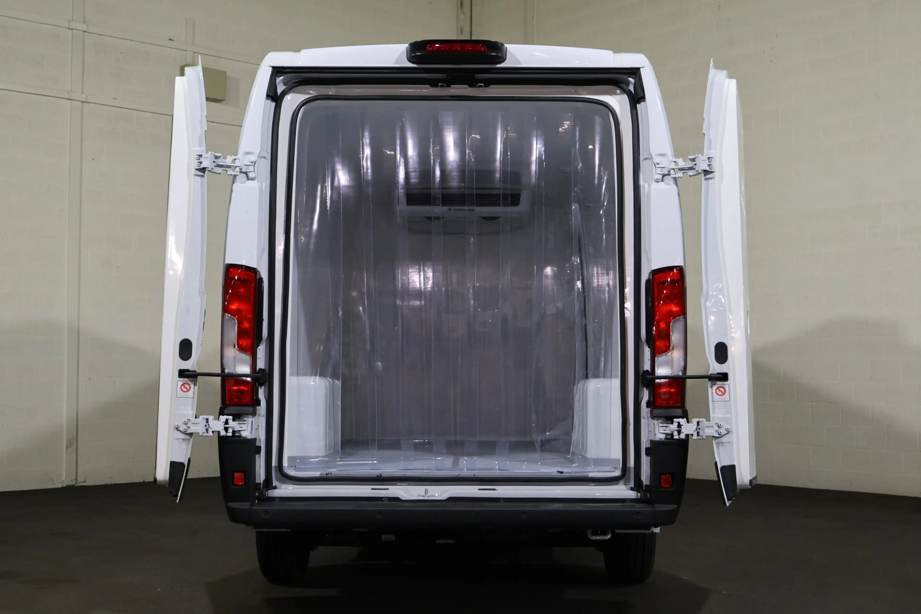 Citroen Jumper 2.2 BlueHDi L4 H2 165pk Koelwagen Vrieswagen -20 D — photo 11