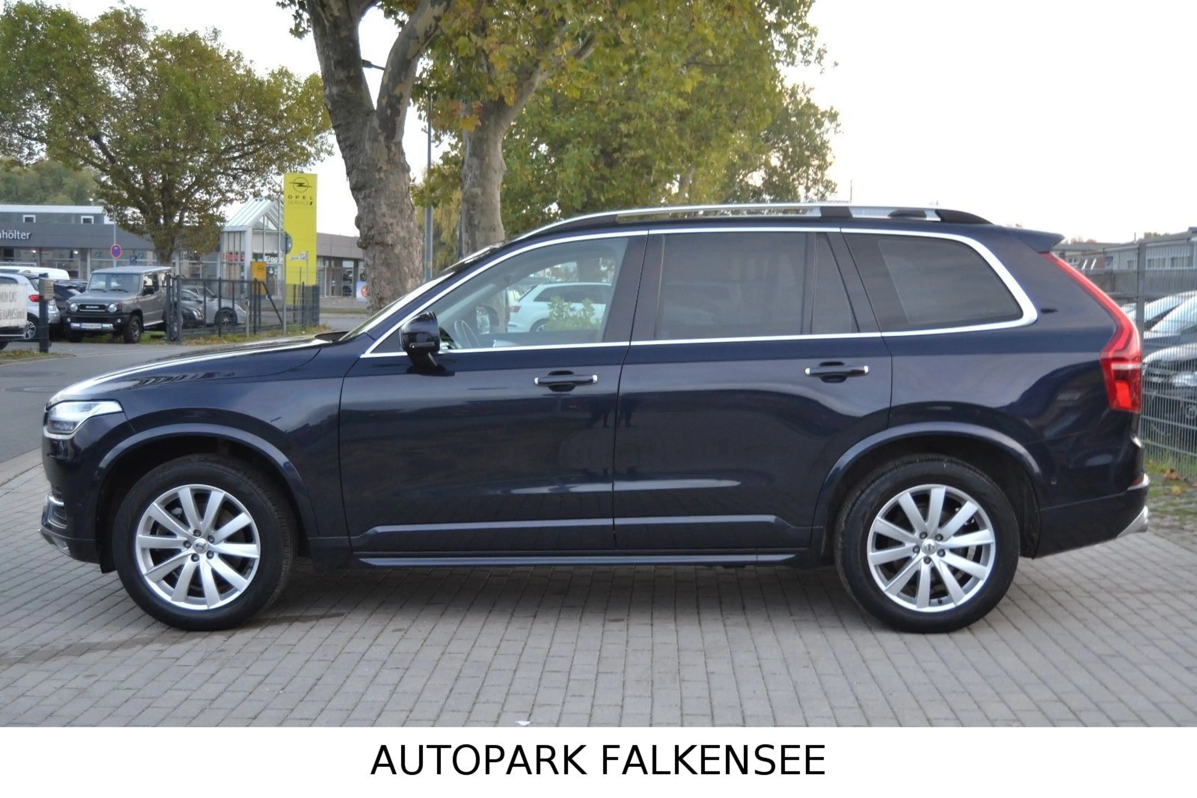 Volvo XC90 II MOMENTUM AWD 4X4 AUS 1.HAND+SAUBER+TÜV — photo 6