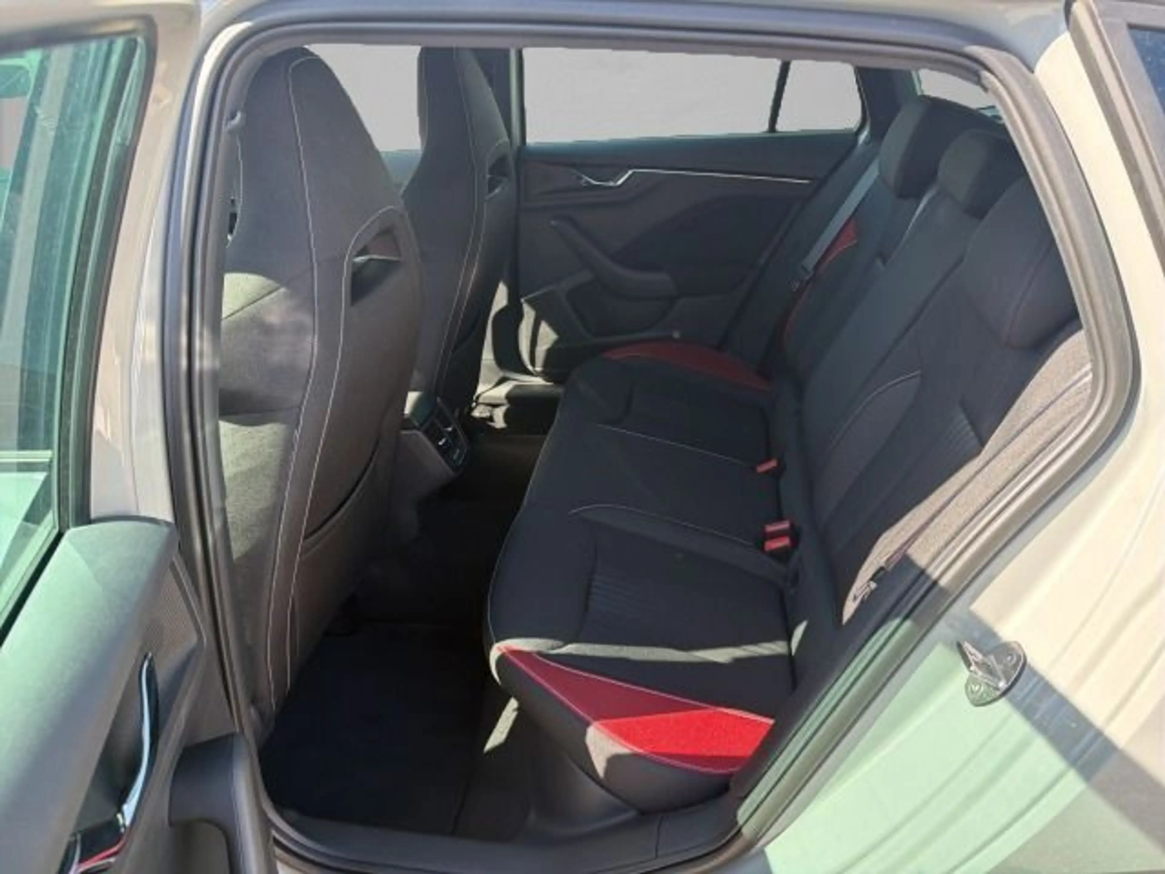 Skoda Scala Monte Carlo 1,5 TSI 110kW 7-Gang DSG — photo 15