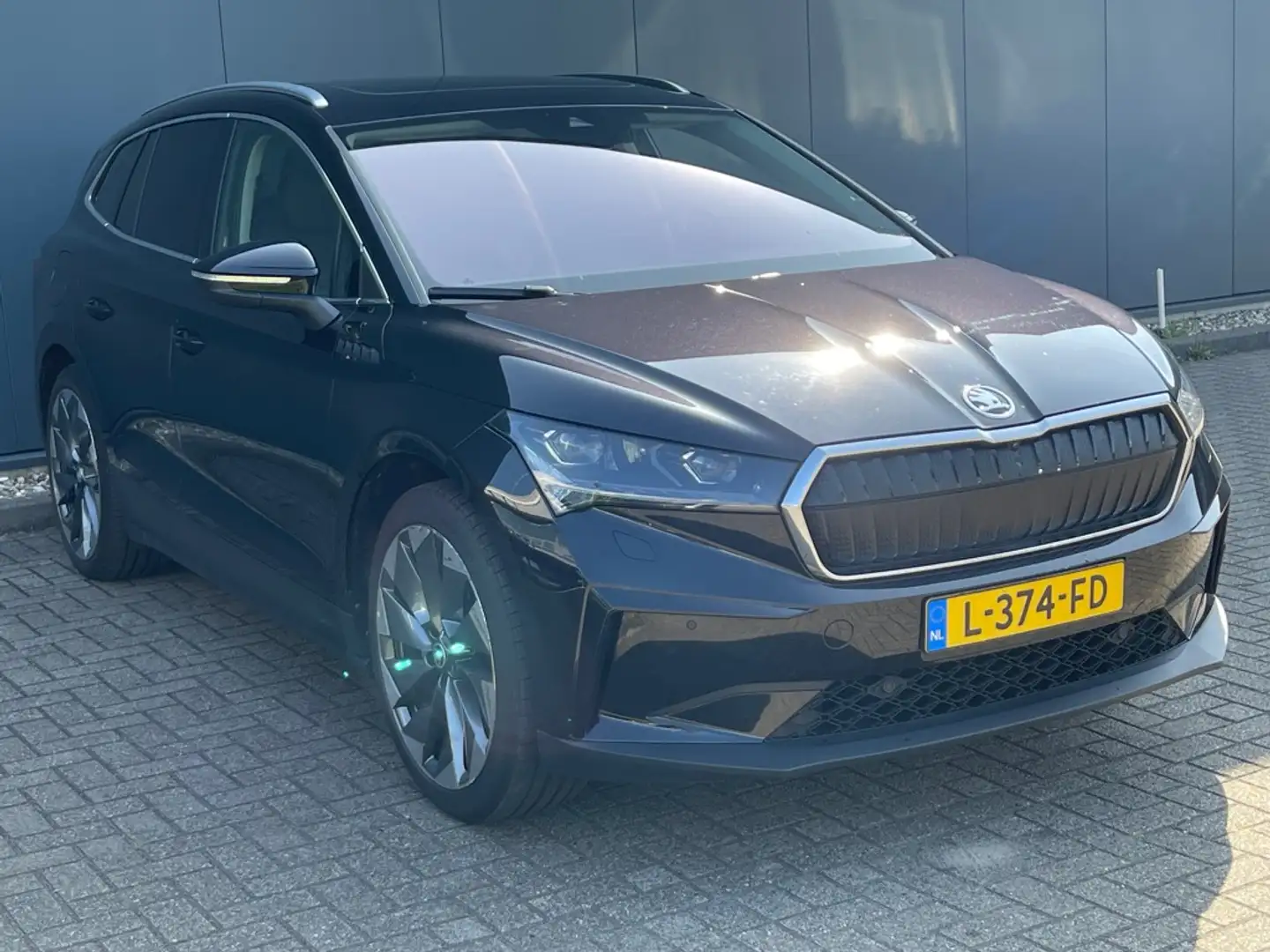 Skoda Enyaq Iv 80 Elektromotor 204pk First Edition High Zwart - 2