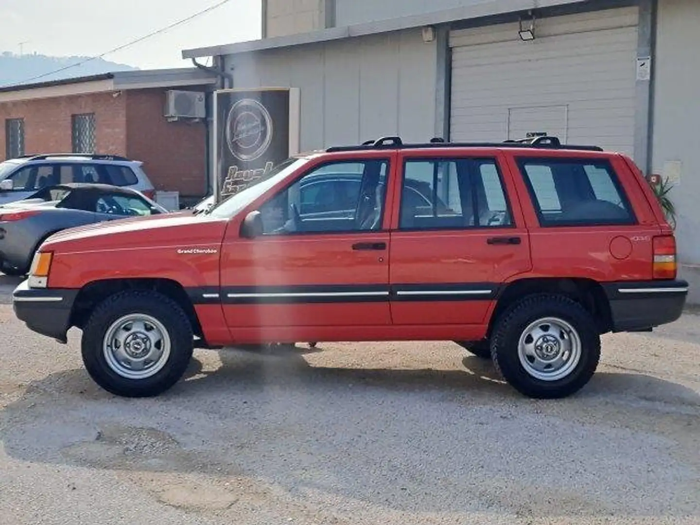 Jeep Grand Cherokee ZJ 4.0 L6 4X4 -ASI TARGA ORO Красный - 2
