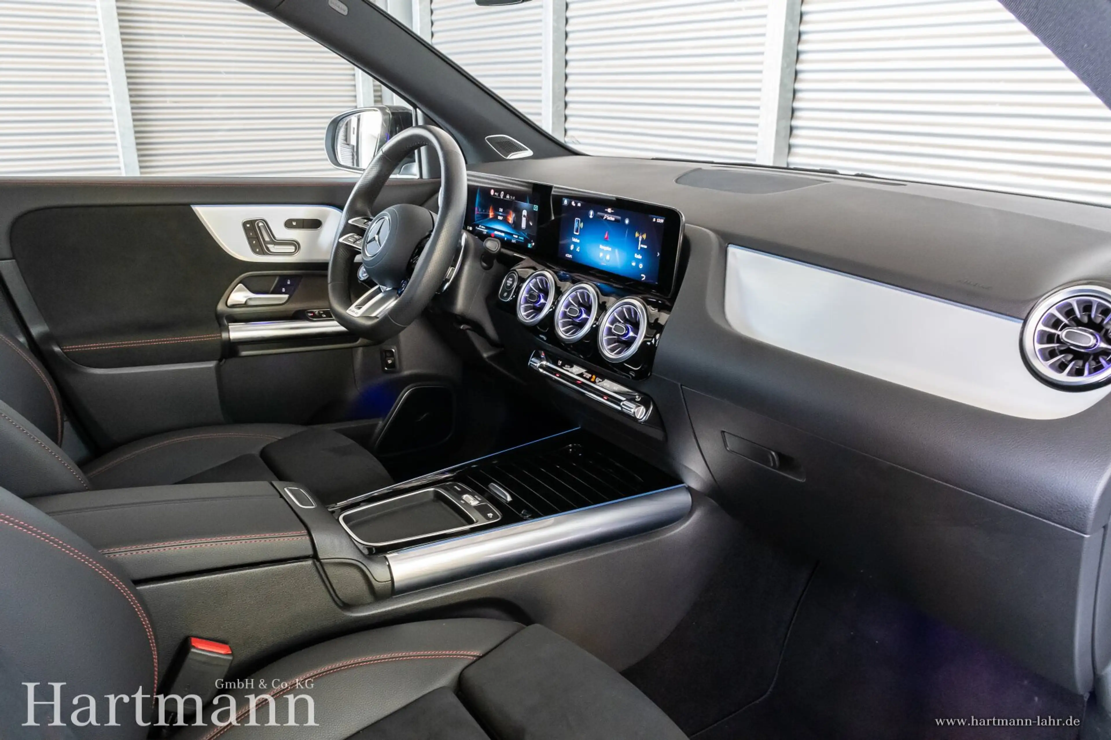 Mercedes-Benz GLA 35 AMG GLA 35 4M AMG Night Panorama Mutibeam Fahrassist — photo 7