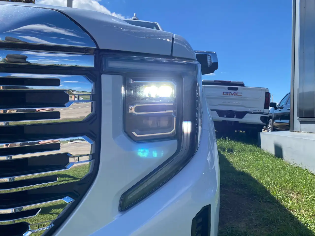 GMC Sierra 1500 снимка GMC Sierra 1500