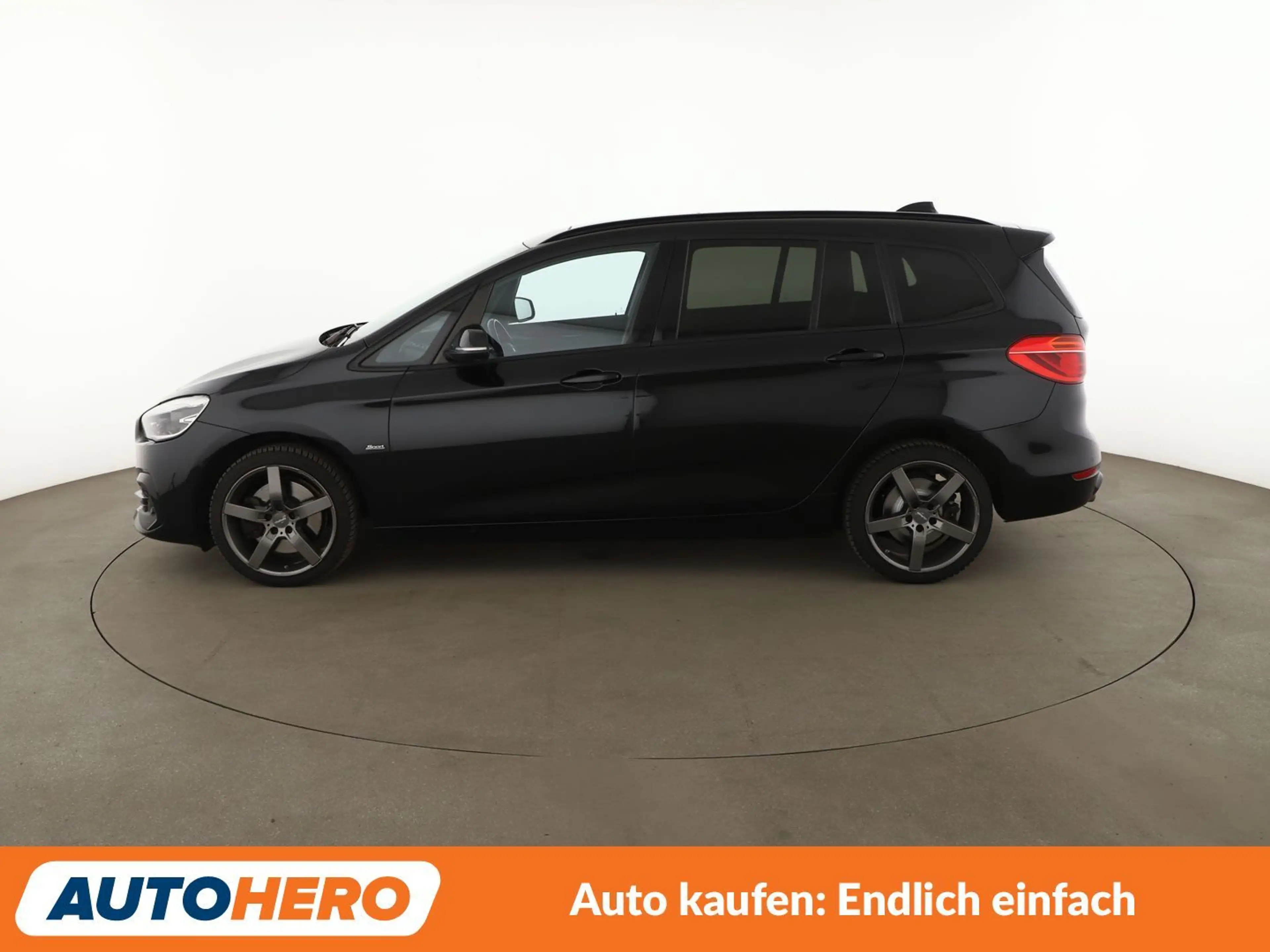 BMW 220 220d Gran Tourer Sport Line Aut.*NAVI*LED*PDC*SHZ* — photo 3
