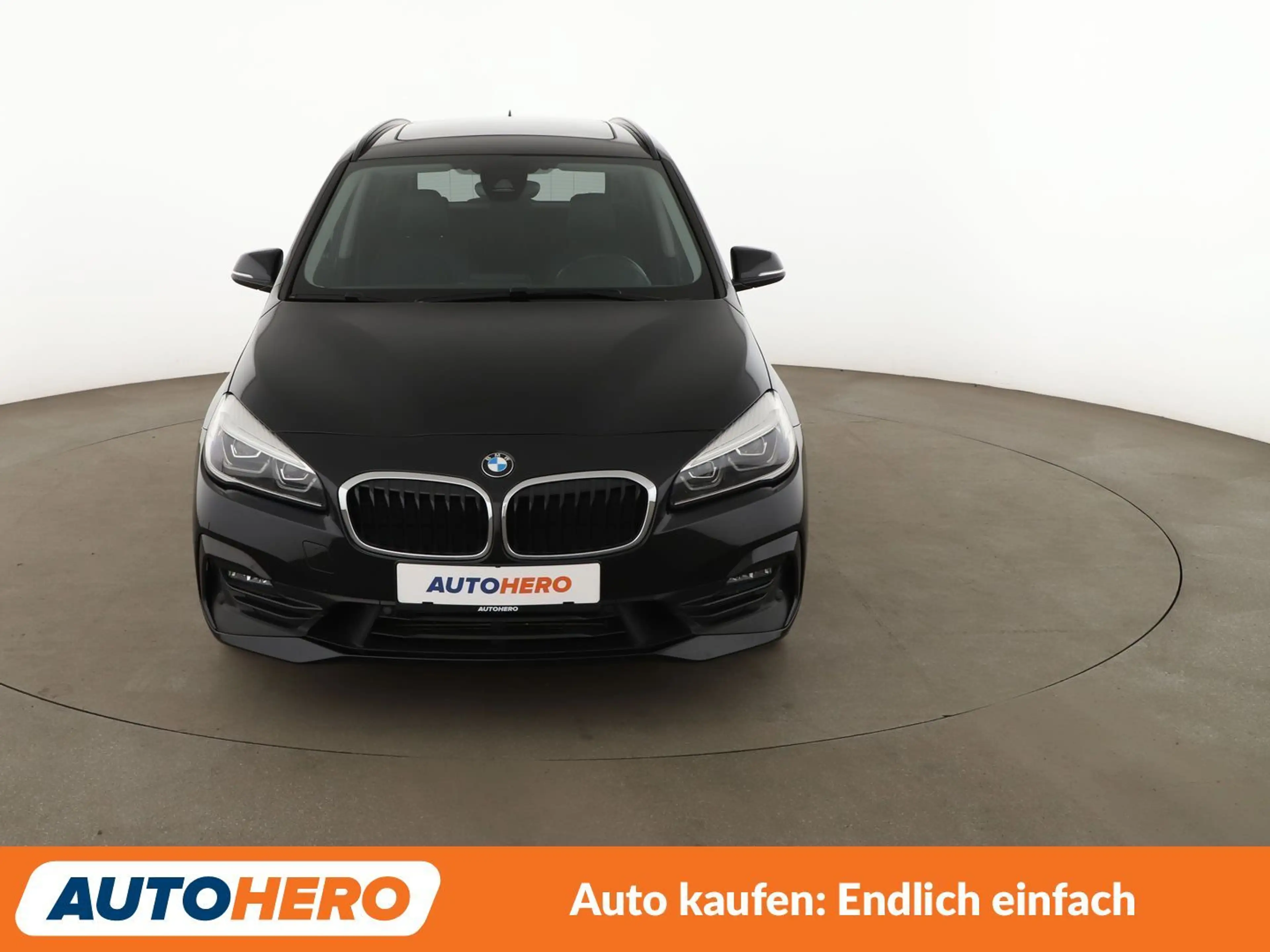 BMW 220 220d Gran Tourer Sport Line Aut.*NAVI*LED*PDC*SHZ* — photo 9