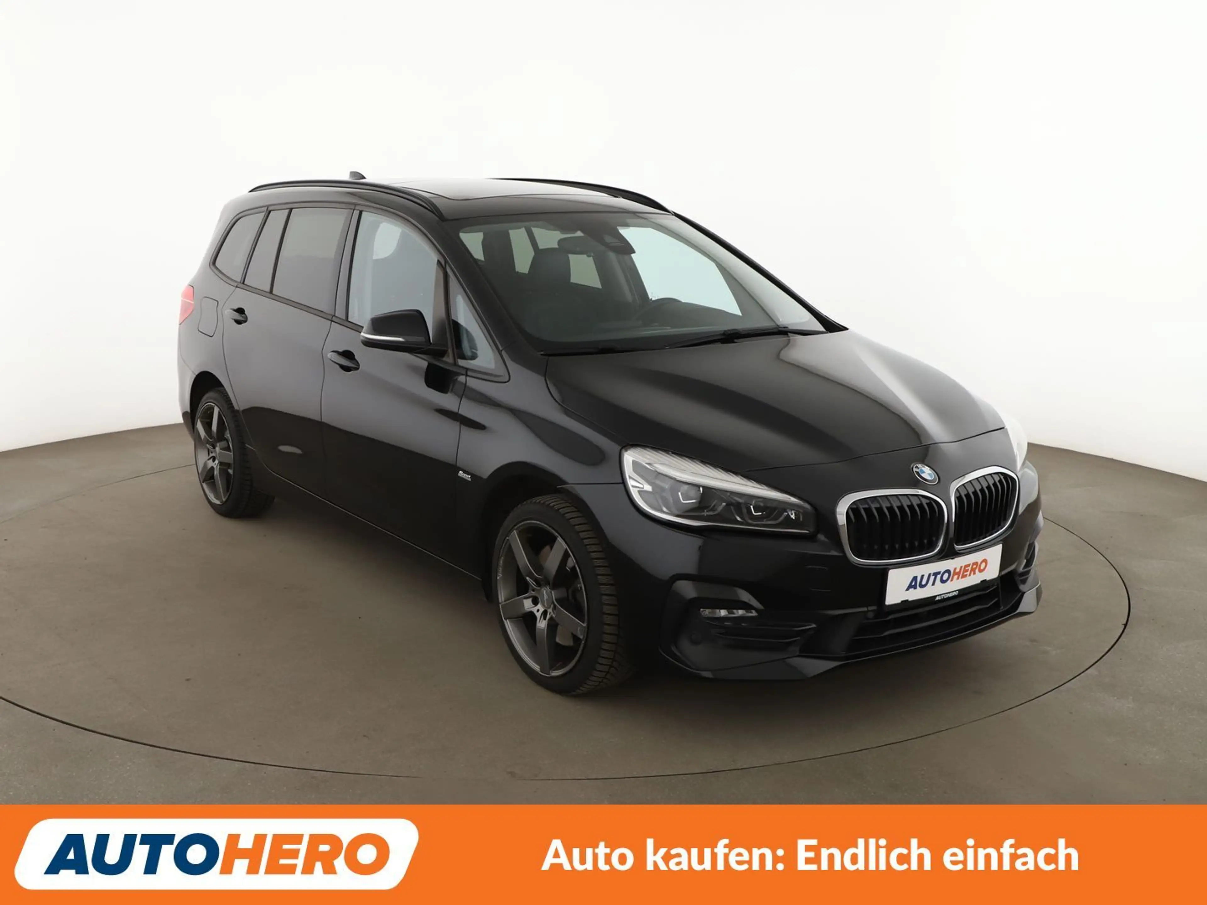 BMW 220 220d Gran Tourer Sport Line Aut.*NAVI*LED*PDC*SHZ* — photo 8