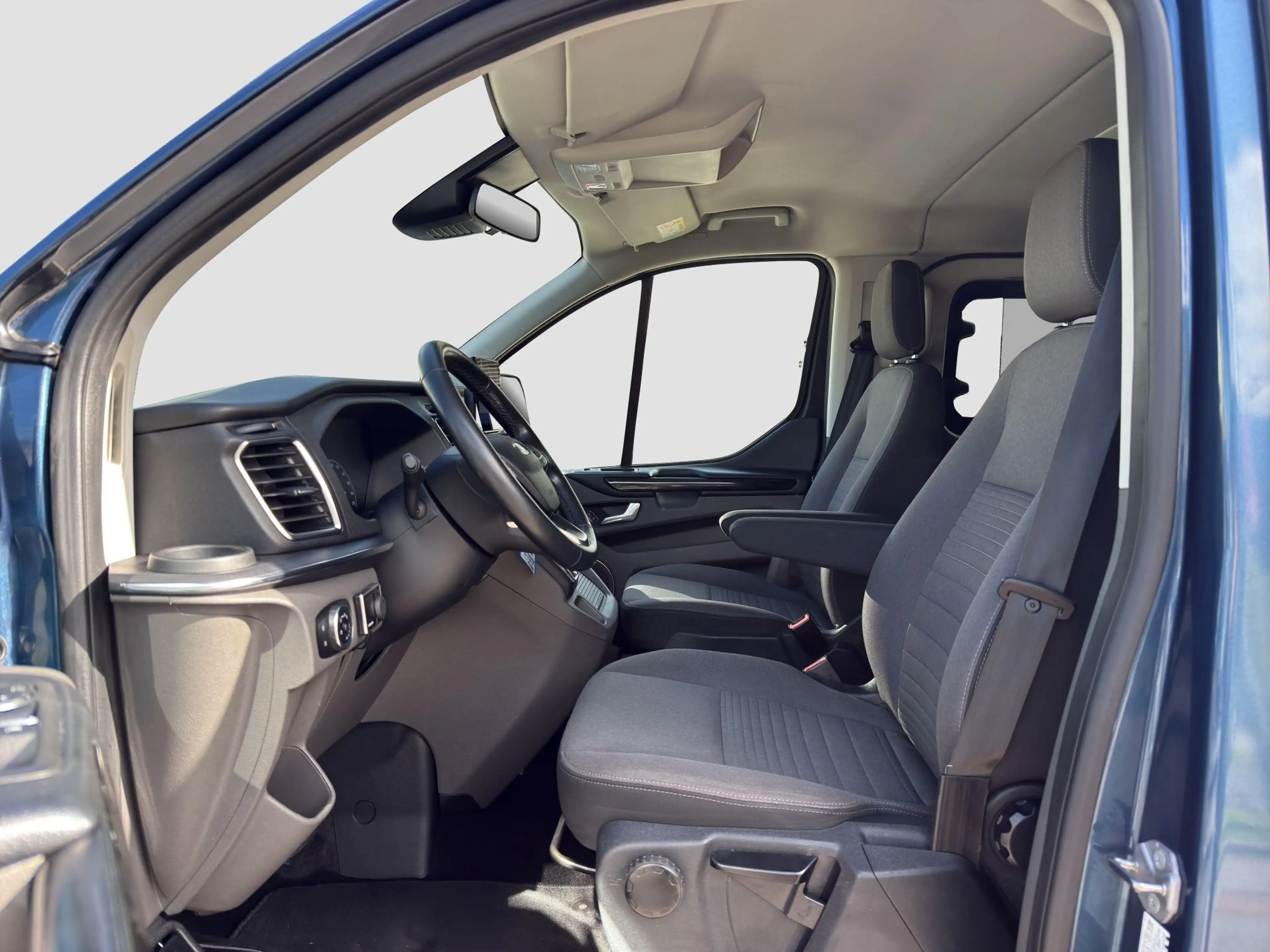 Ford Tourneo Custom 2.0 TDCi 320 L1 Titanium Aut. BLIS/STH/Kamera/Zus — photo 9