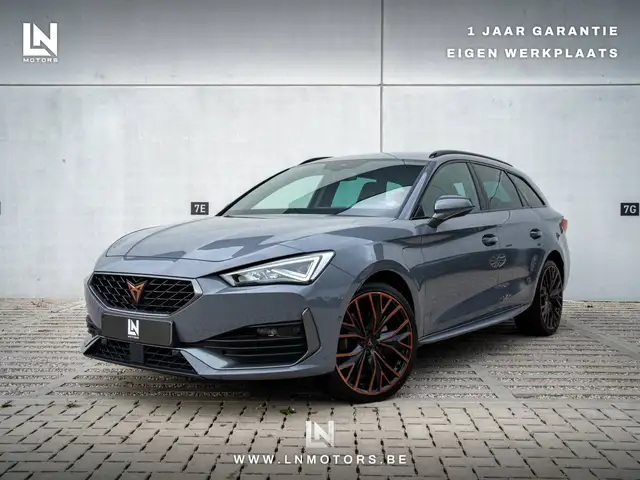 CUPRA Leon e-Hybrid 1.4 DSG / Carplay / Park Camera / Elektr. Zetels + memory / Zetelverw. /  Elektr. kofferklep / Stuurverw. / ...