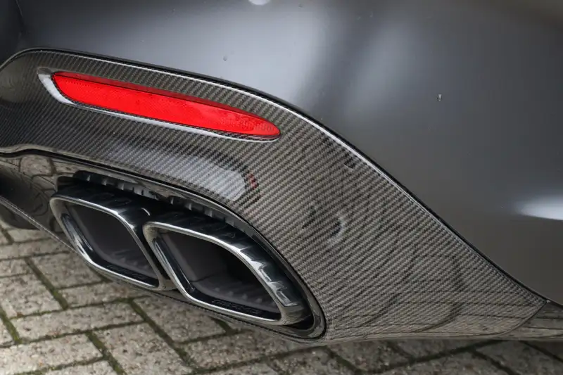 Mercedes-Benz SL view 13