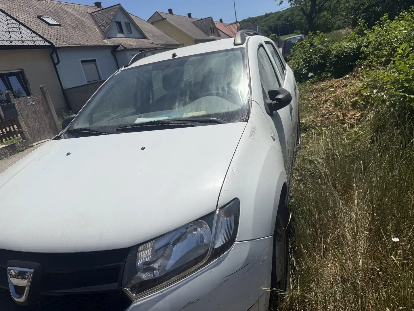 Dacia Logan MCV Lauréate 1,2 16V 75 - 1