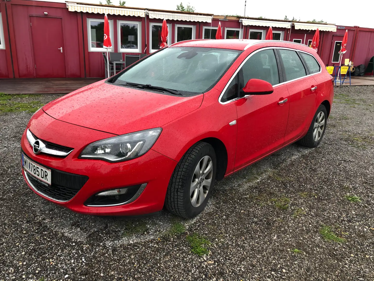 Opel Astra Astra Sports Tourer Rot - 1