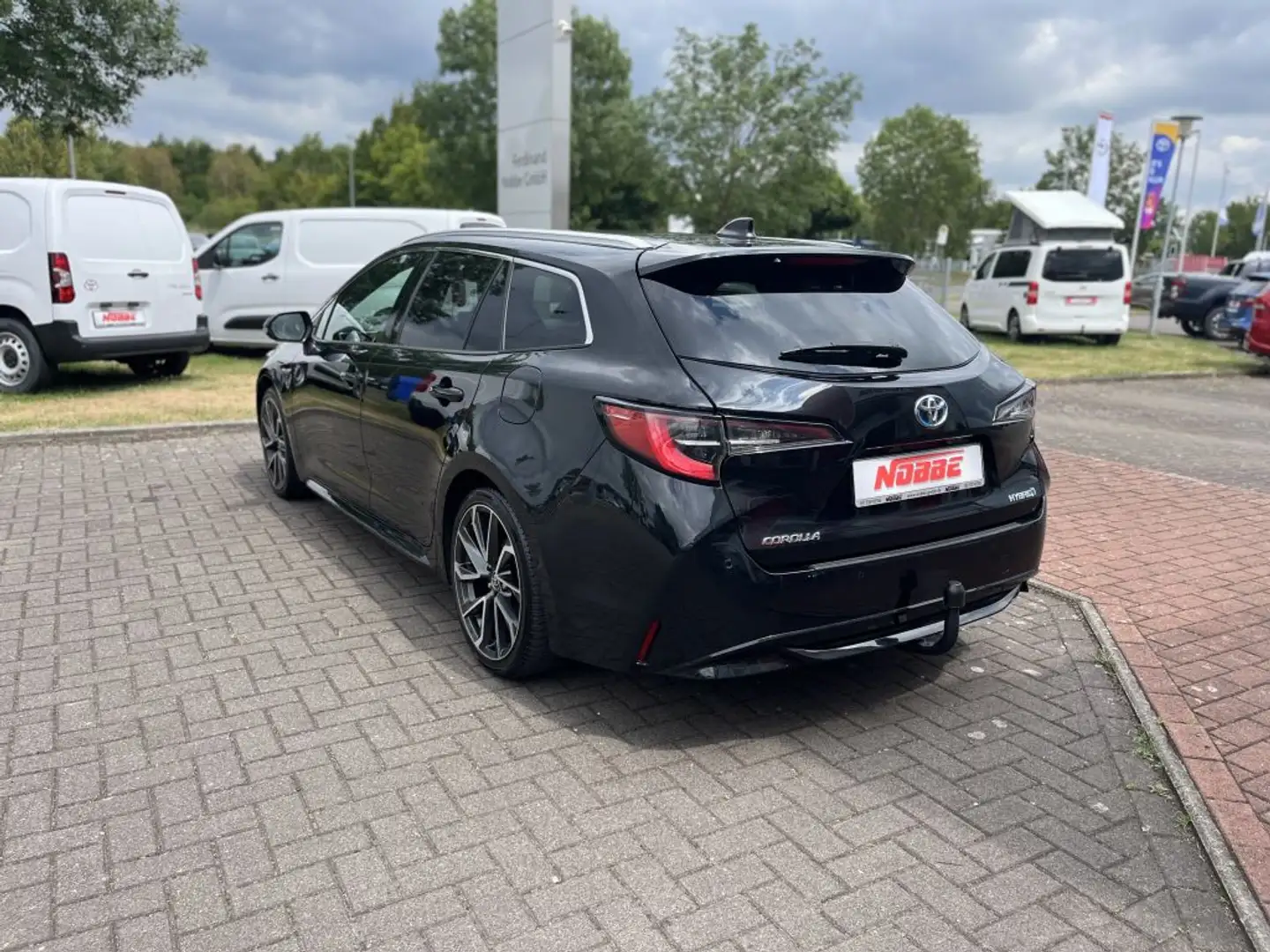 Toyota Corolla 2.0 Hybrid Touring Sports Lounge - 2
