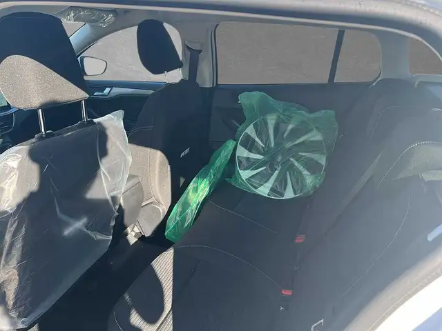 Ford Focus view 5