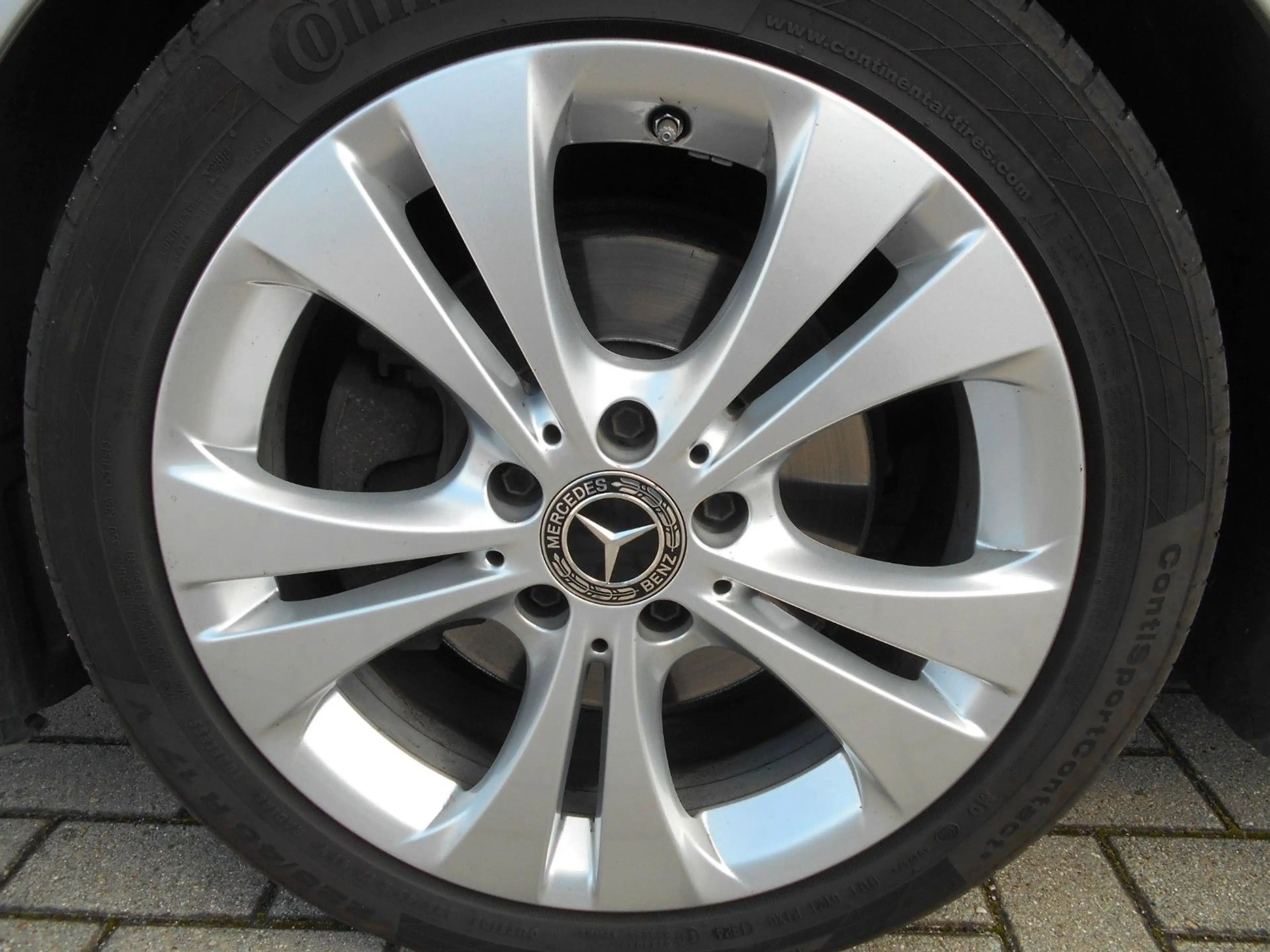 Mercedes-Benz B 220 d 4MATIC DCT LED/NAVI/LEDER/PDC — photo 13