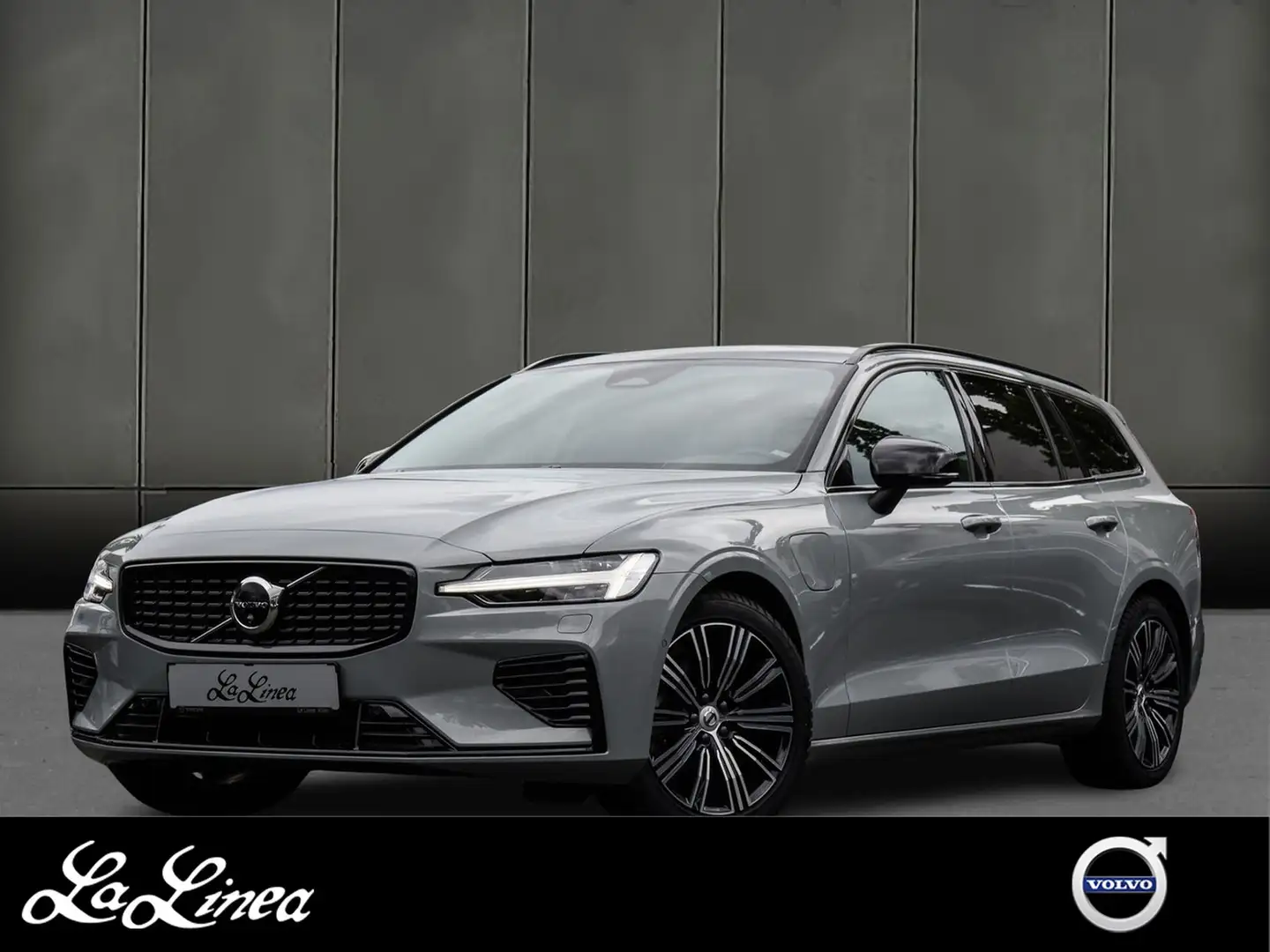 Volvo V60 T6 Recharge AWD Plus Dark NP:74.790,-//PANO/AHK... Grigio - 1