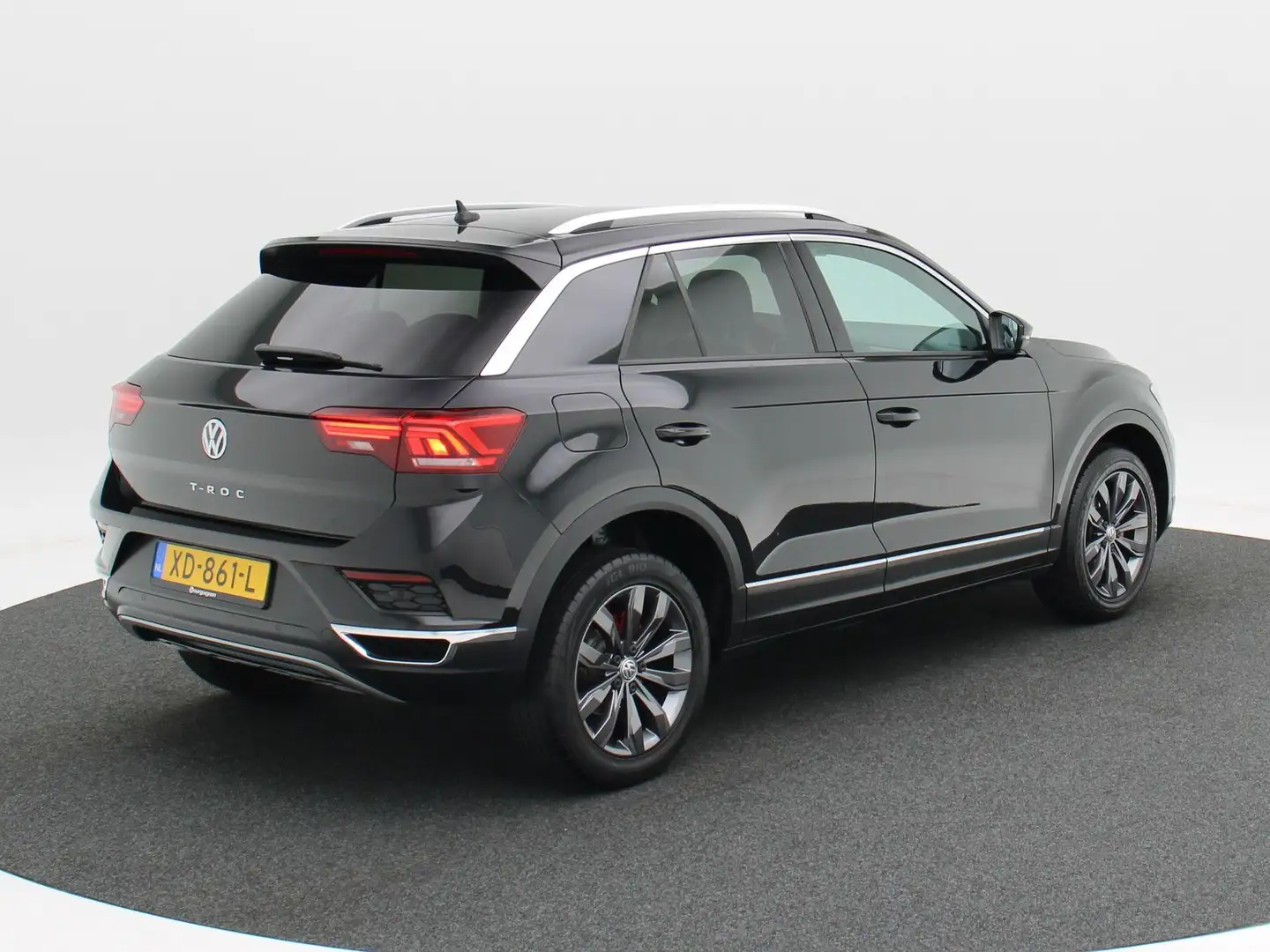 Volkswagen T-Roc 1.0 TSi 115 Pk Sport | Adaptive Cruise | Carplay | Zwart - 2