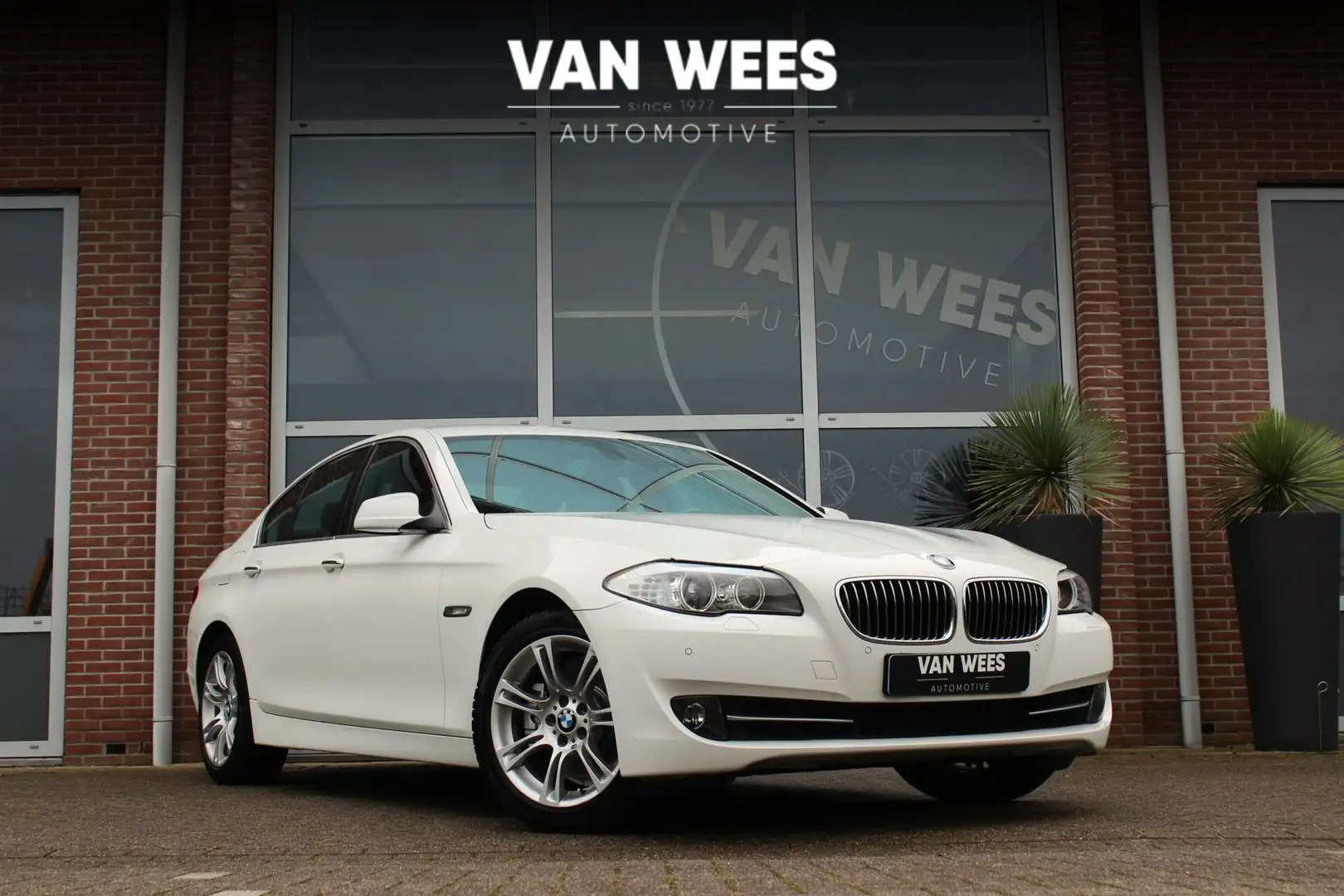 BMW 520 5-serie 520i F10 Sedan High Executive | NL auto | Alb - 1