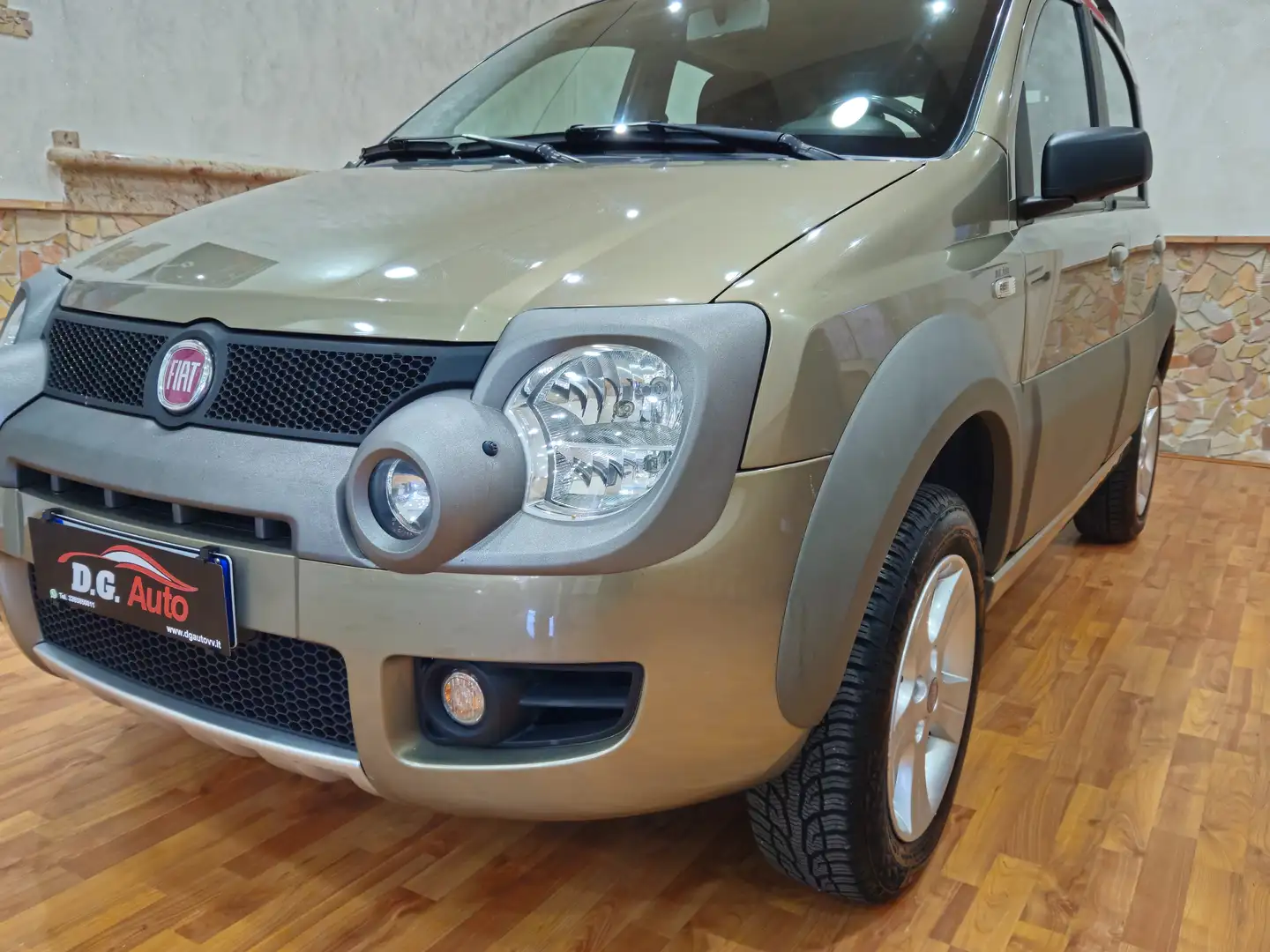 Fiat Panda mjt 4x4 cross Grijs - 2