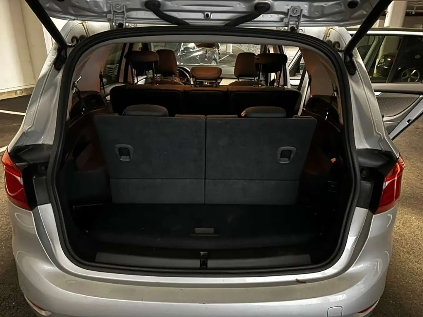 BMW 218 218i Gran Tourer Silber - 2