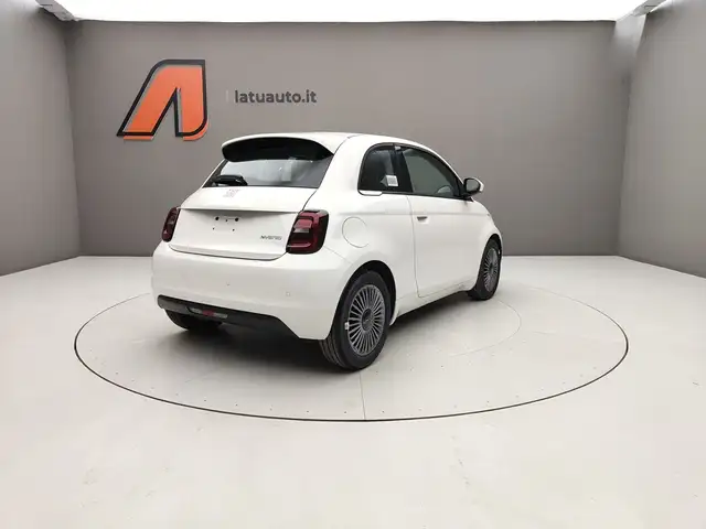 Fiat 500 view 7