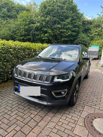 Jeep Compass Limited FWD mit Panoramadach!