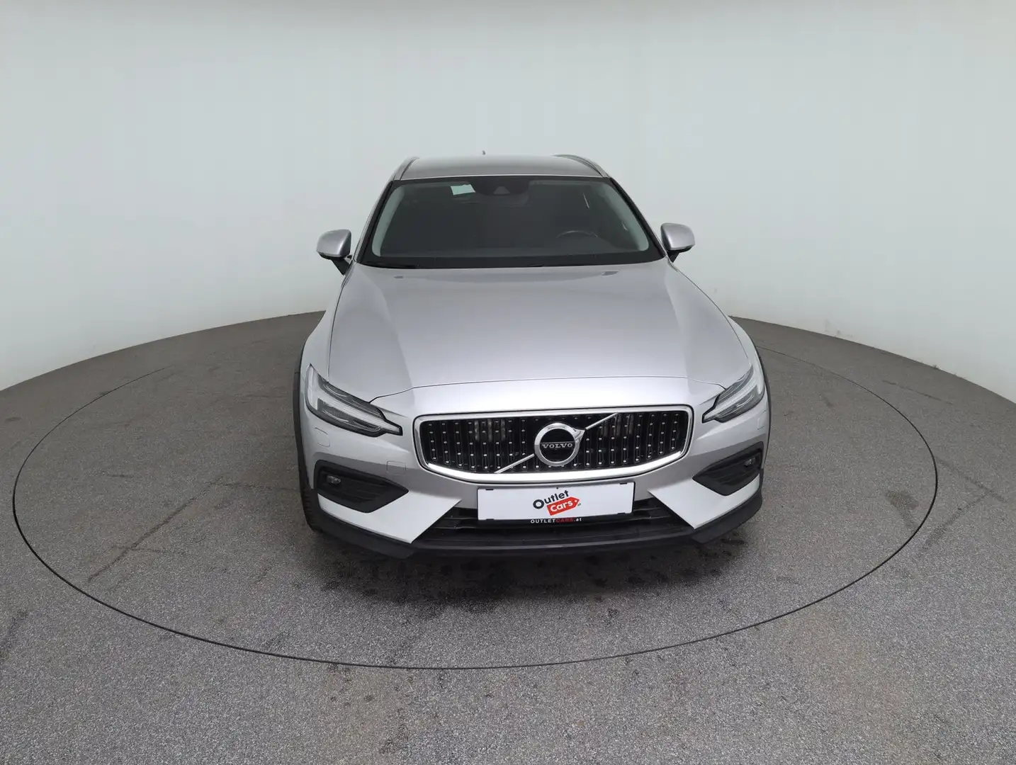 Volvo V60 Cross Country B4 AWD Cross Country Pro Geartronic Silber - 2