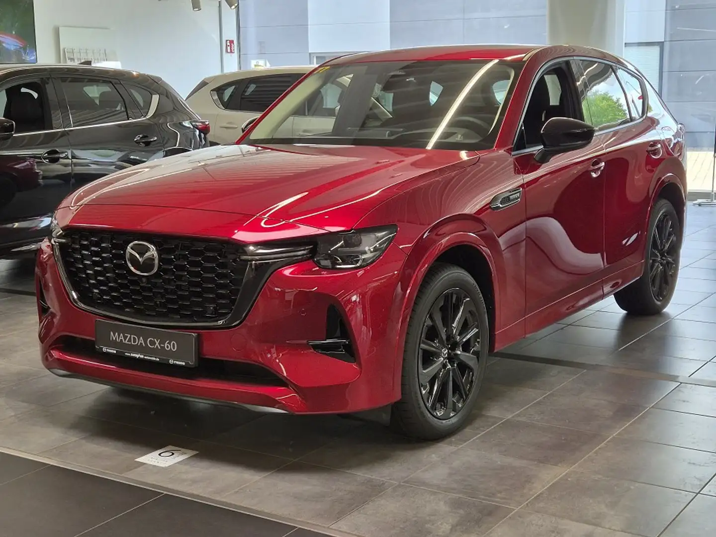 Mazda CX-60 e-SKYACTIV PHEV HOMURA CON-P DRI-P COM-P PAN-P Rood - 1