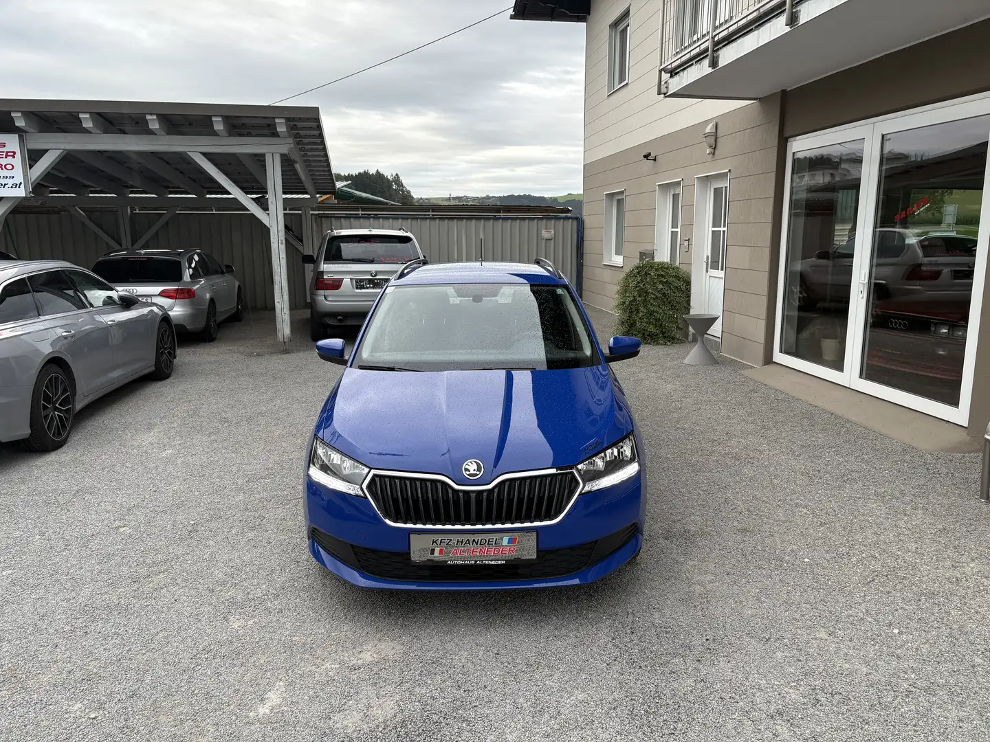 Skoda Fabia Combi Active 1,0 *CARPLAY*SITZH*BT*PDC*WENIG KM* Blau - 2