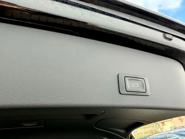 Audi A6 view 25