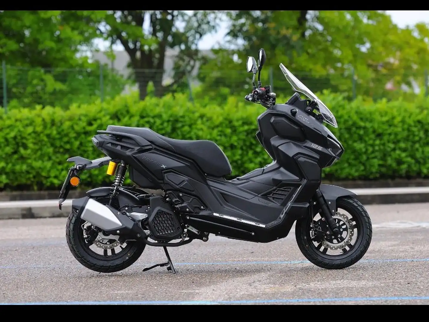 KL Motors Brera 125 Brera 125x Negro - 1