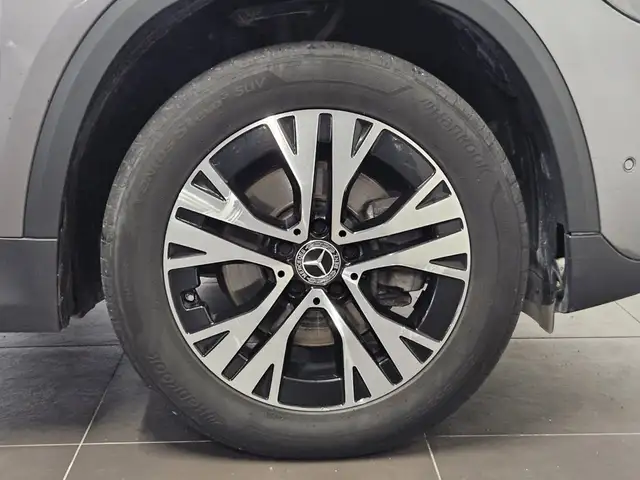 Mercedes-Benz Gla view 8