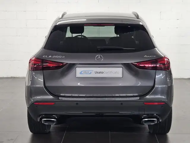 Mercedes-Benz Gla view 5