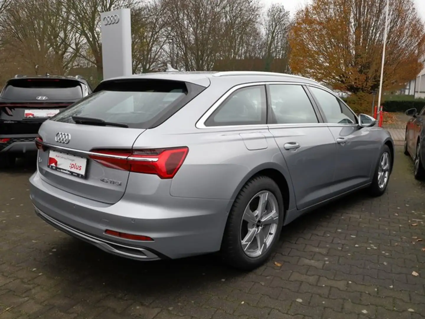 Audi A6 Avant 45 TFSI Advanced AHK Kamera ACC Leder LED Silber - 2