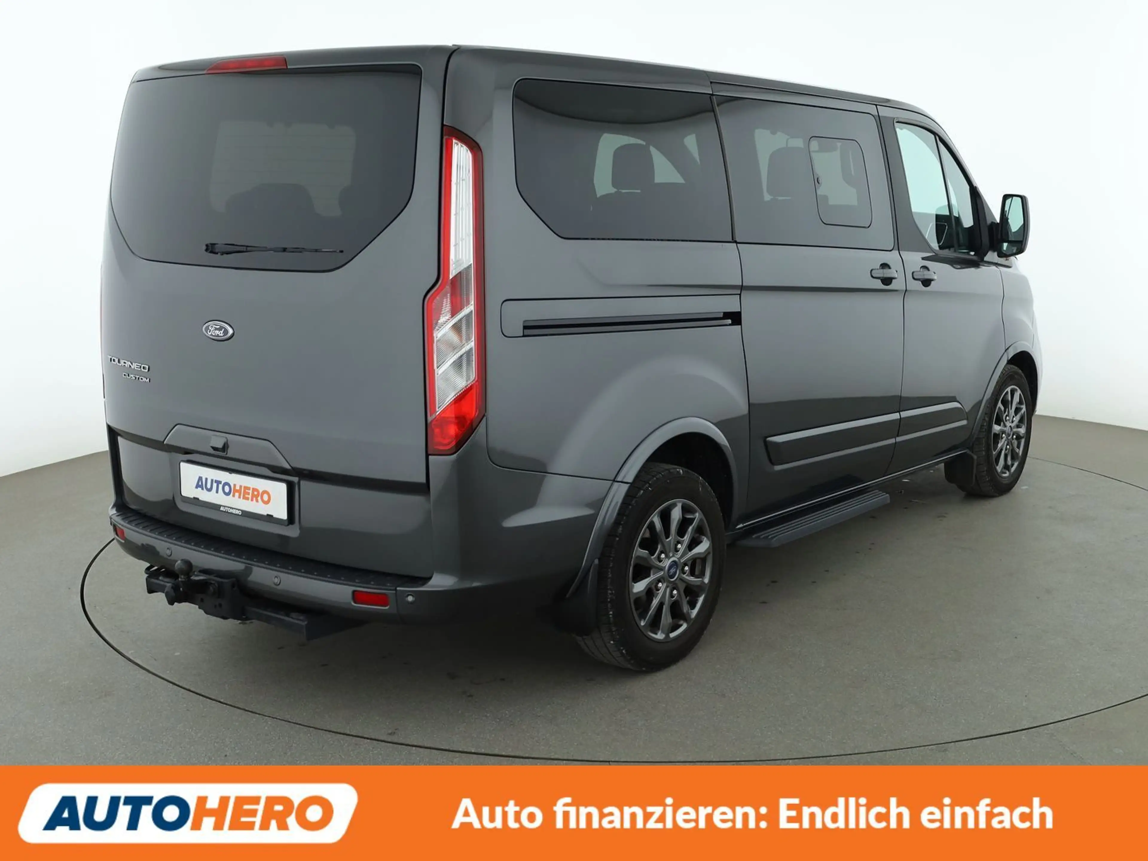 Ford Tourneo Custom 2.0 TDCi L1 Titanium X Aut.*NAVI*XENON*TEMPO*CAM* — photo 6
