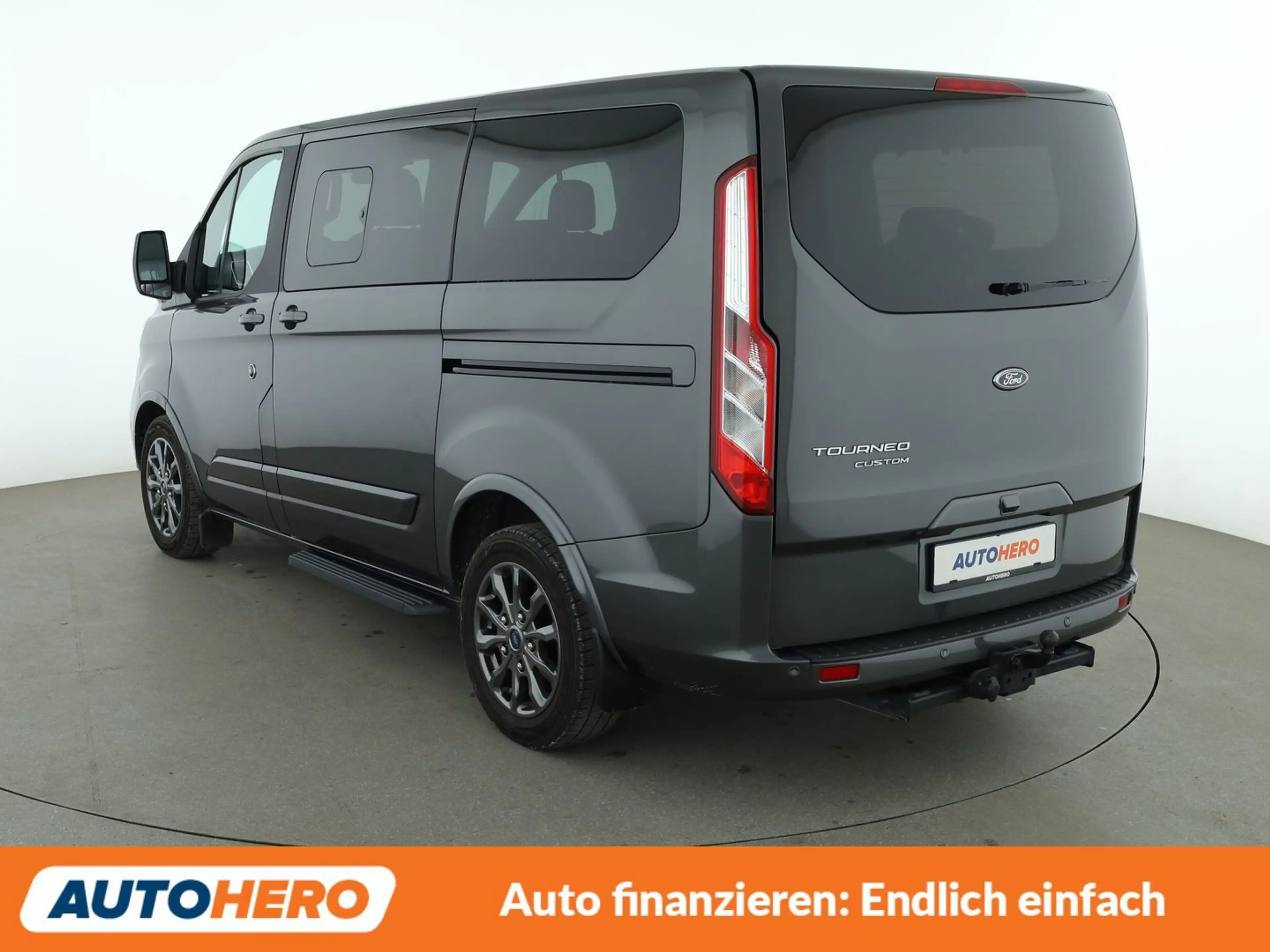 Ford Tourneo Custom 2.0 TDCi L1 Titanium X Aut.*NAVI*XENON*TEMPO*CAM* — photo 4