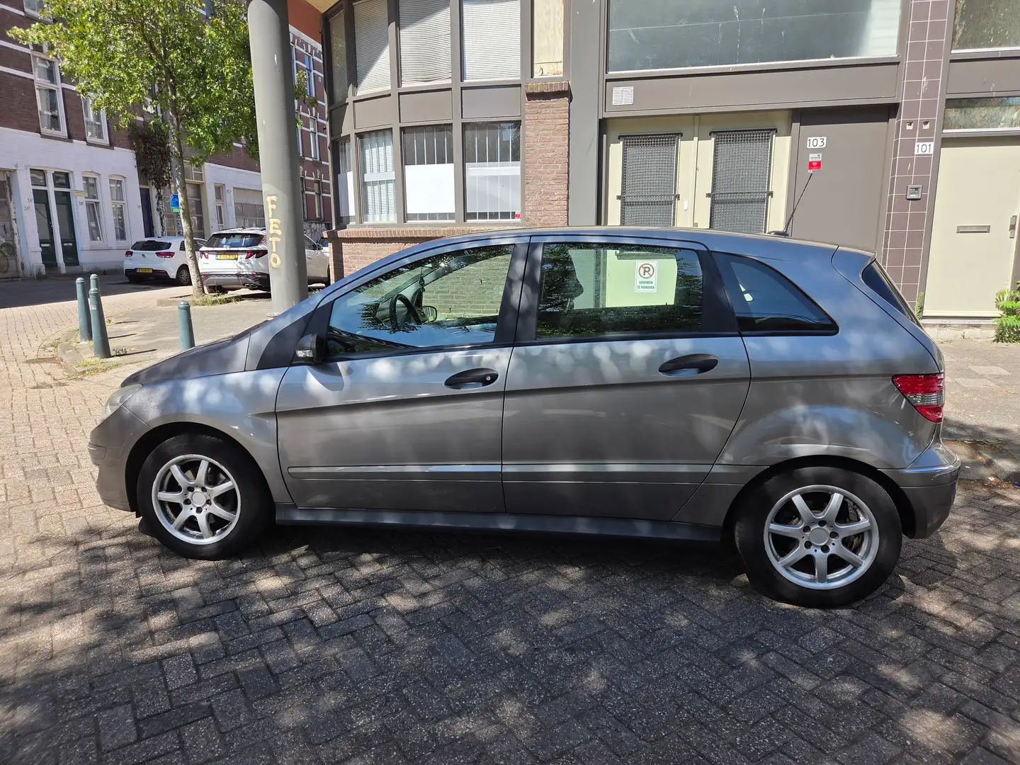Mercedes-Benz B 200 B 200 - 1