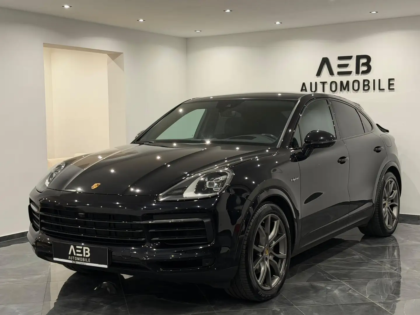Porsche Cayenne Coupe E-Hybrid - 1